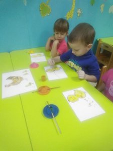 Рисование - любимая деятельность детей в детском саду. 